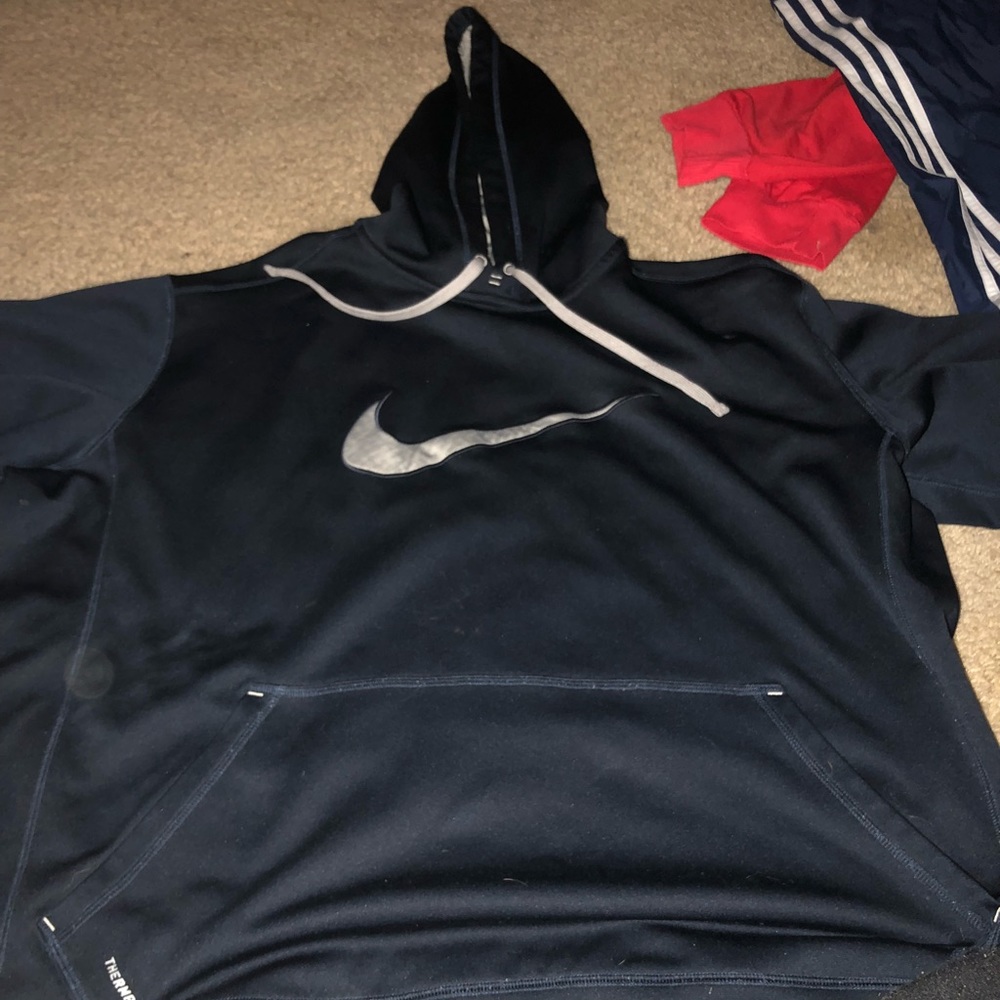 Men’s navy blue nike hoodie
